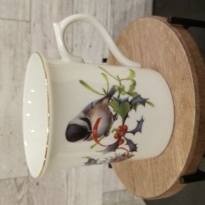 Lenox Fine Porcelain Winter Greetings Mug - Chickadee & Tufted Titmouse